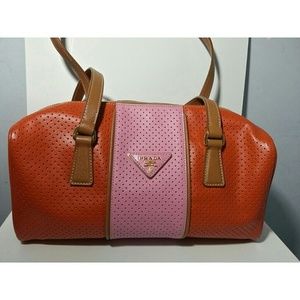 Prada HandBag. New w|out tags.