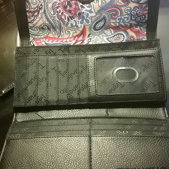 SOLD IN A BUNDLE - Picture 3 of 4
