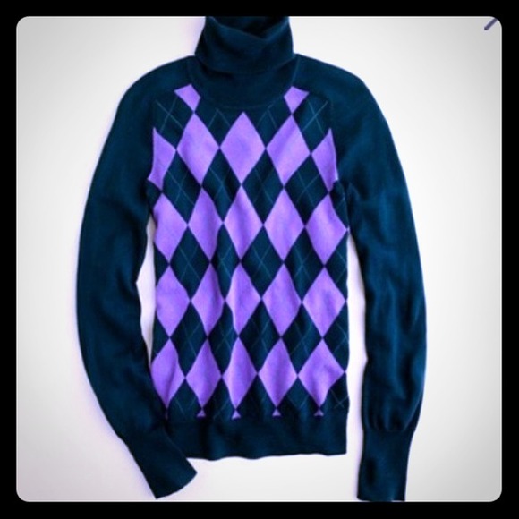 Sweater - Picture 1 of 1