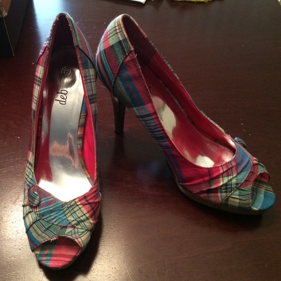 Heels - Picture 1 of 2