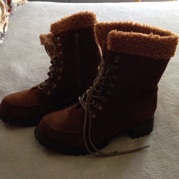 Winter boots !!