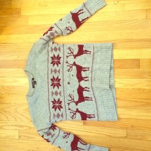 Forever 21 reindeer sweater