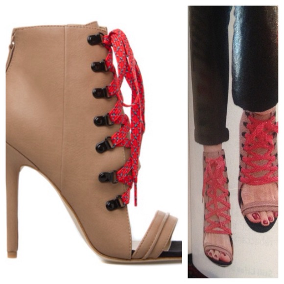 LOOKING FOR THESE: Gx Geen Stefani shoes