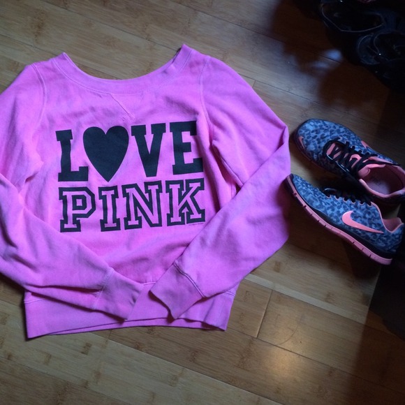 PINK Victoria's Secret Sweaters - Bubble gum pink PINK sweatshirt