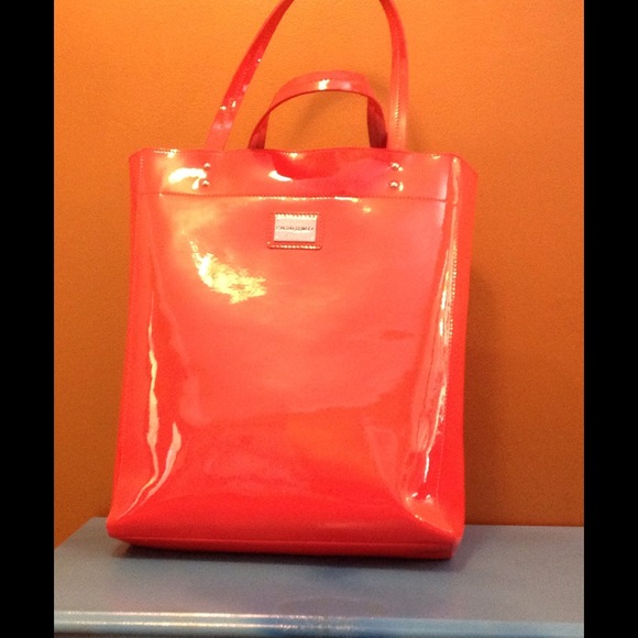 Cynthia Rowley Handbags - Huge Cynthia Rowley patent leather tote
