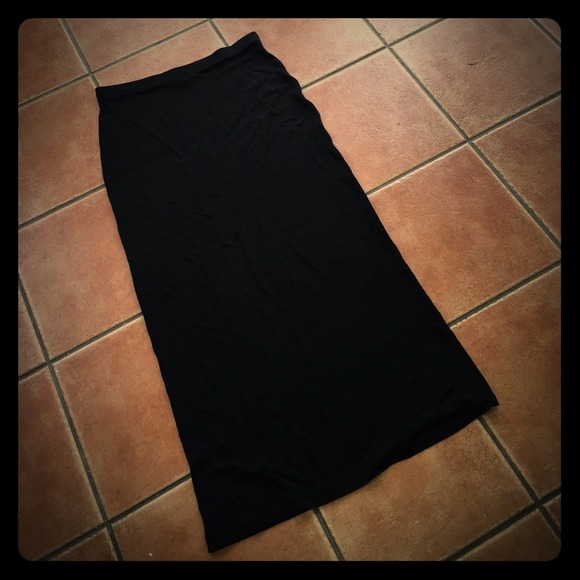 🔴LAST CHANCE!🔴 DKNY M long maxi stretchy SKIRT
