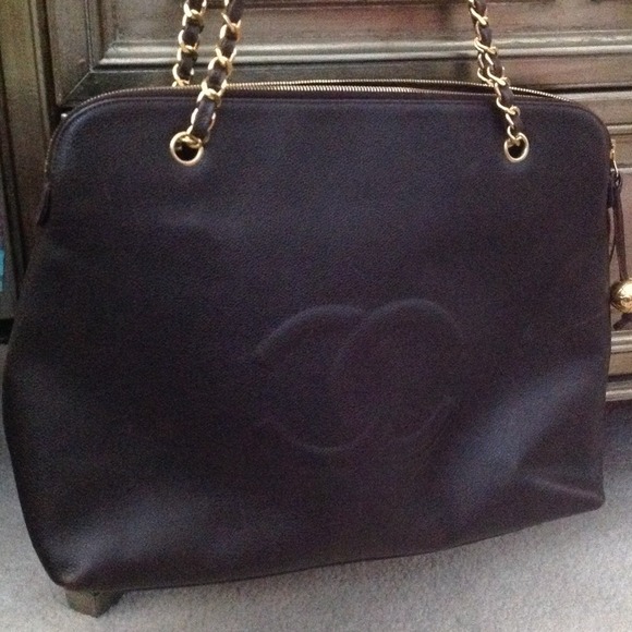 Chanel Brown Caviar CC XL Shoulder Tote