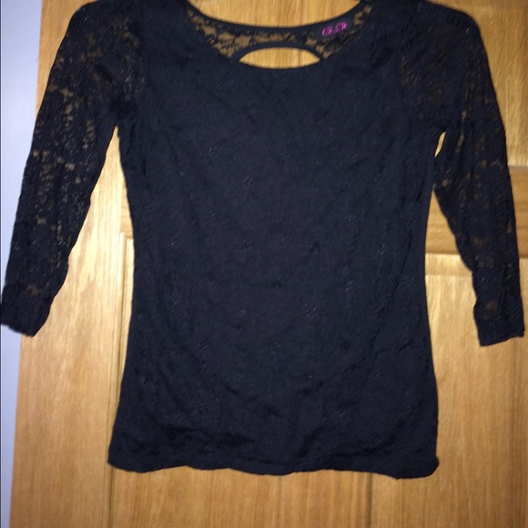 Lave black shirt