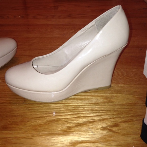 Call it spring 3 inch wedges - Picture 3 of 3