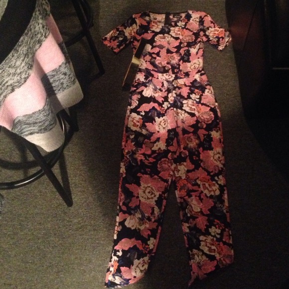 🚫SOLD - Picture 4 of 4