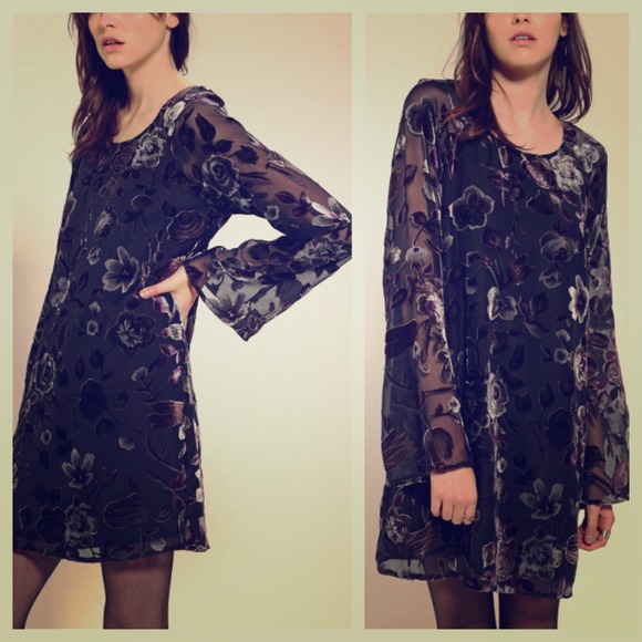 Urban Outfitters Dresses & Skirts - Staring at the stars black and purple dress-small