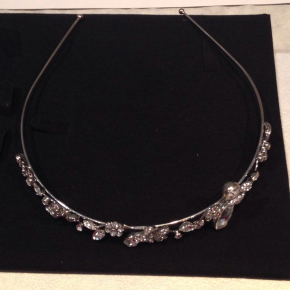 IMPRESSION BRIDAL Tiara/Headband  w/CRYSTALS
