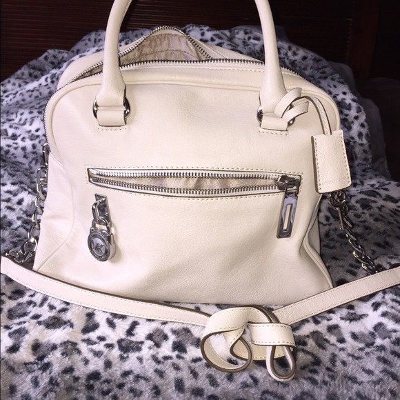 Michael Kors Handbags - Authentic Michael Kors bag