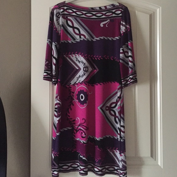 Tunic - Picture 1 of 4