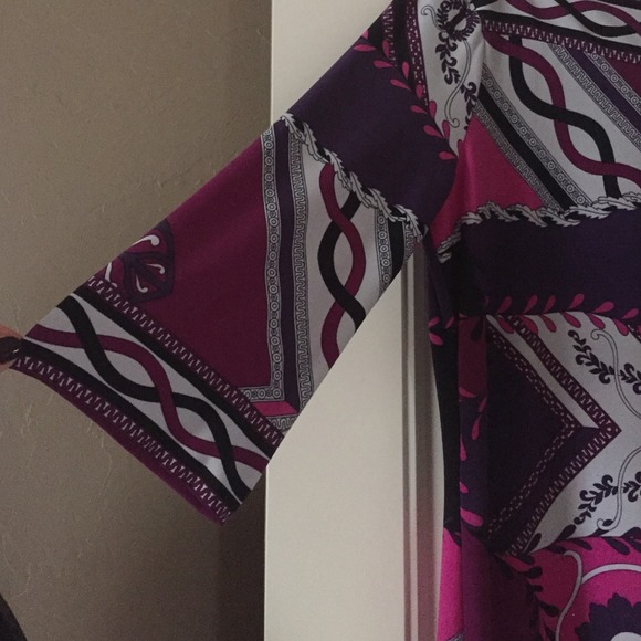 Tunic - Picture 2 of 4