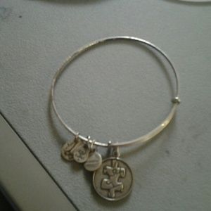 Alex & Ani