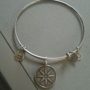 Alex & ani