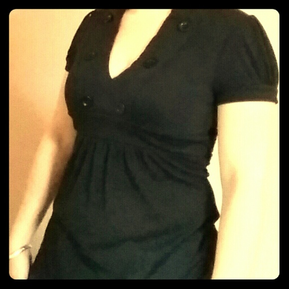 Black cotton V-neck top