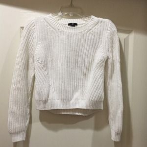H&M White Cropped Sweater