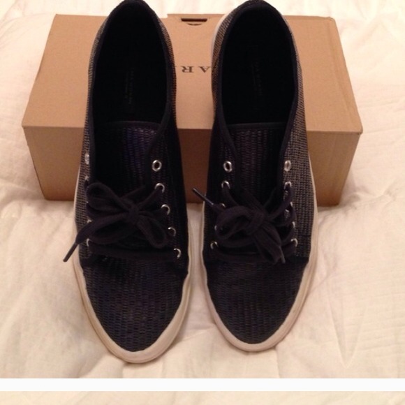 Zara sneakers dark navy blue (reposhed)