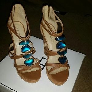 Aldo wedges