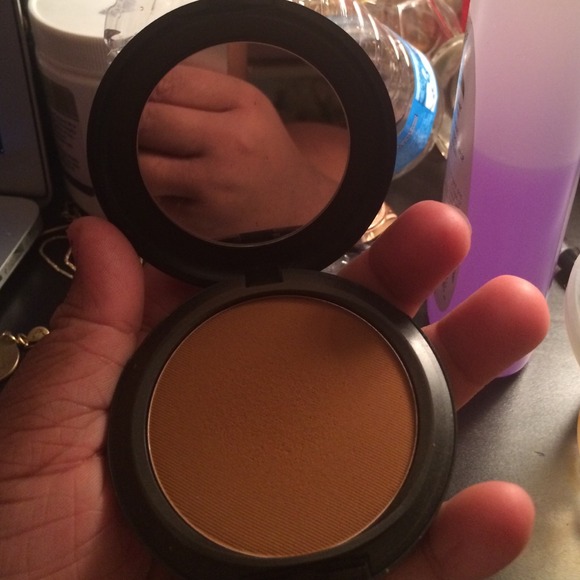 Mac powder - Picture 3 of 3