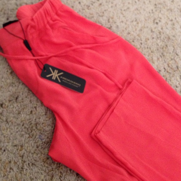 Cute corral slouch pants!