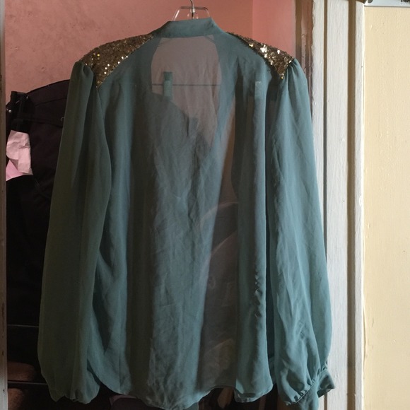 Blouse - Picture 2 of 2