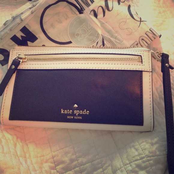 Kate Spade white/dark brown wallet