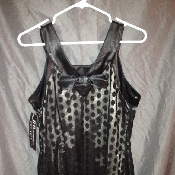 Sold - Picture 3 of 4