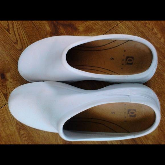 Nurse shoes