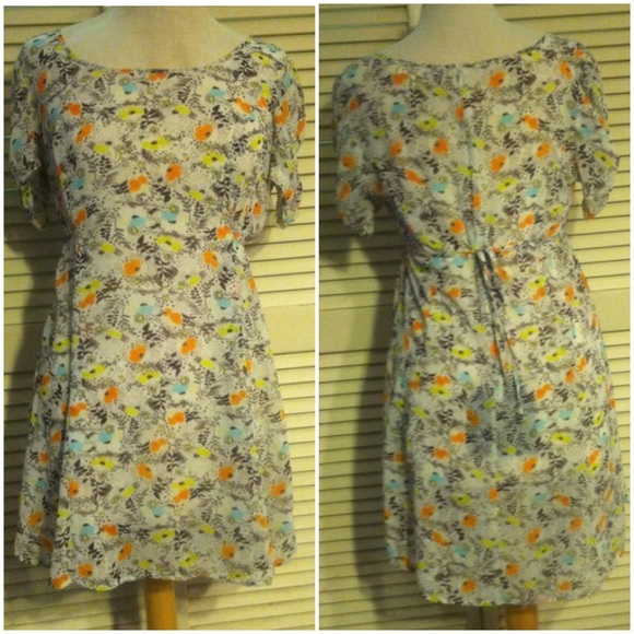 Large Sheer Floral Patterned Mini Dress - Picture 2 of 4