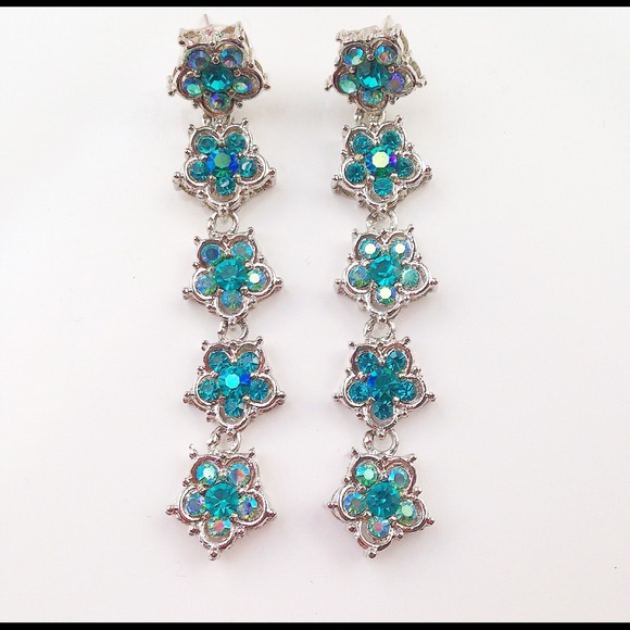 Blue Flower Dangle Earrings
