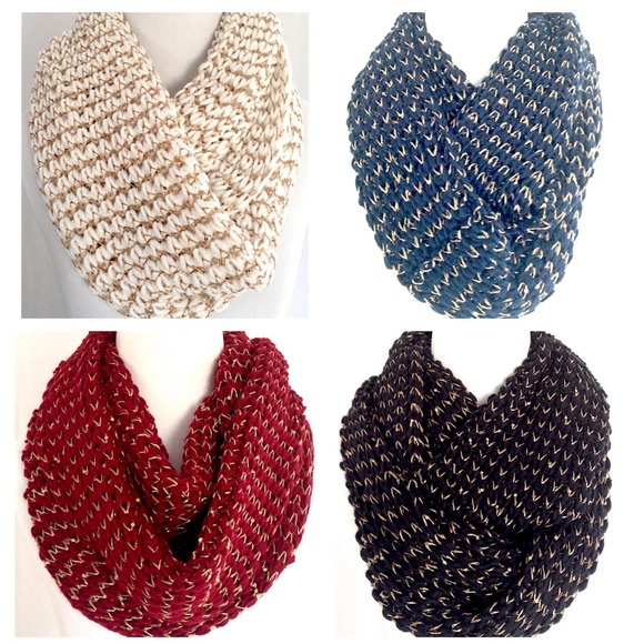 ❗️Sale❗️Sequined  Infinity Scarf - Picture 2 of 4