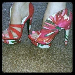 Michael Antonio floral red heels