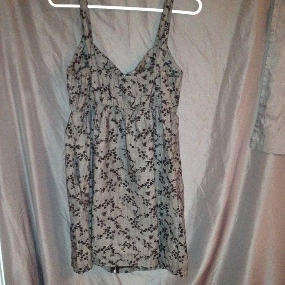 Sold - Picture 3 of 4