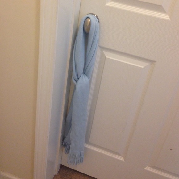 Light blue scarf
