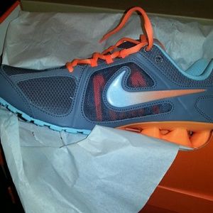 Crazy sale!!! Womens Nikes A size 8 and a sz 9