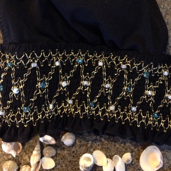 Bikini top! 👙🌊 - Picture 3 of 3