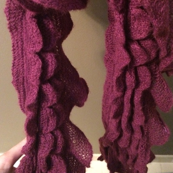 Burgundy Ruffle Scarf - Picture 2 of 2