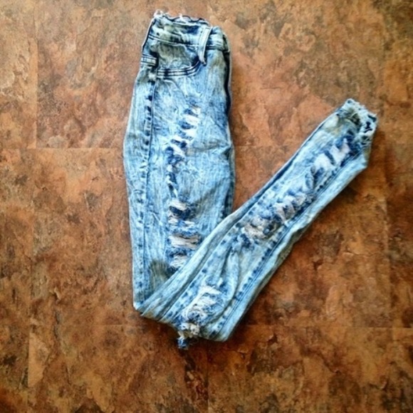 Acid Wash Ripped Jeans