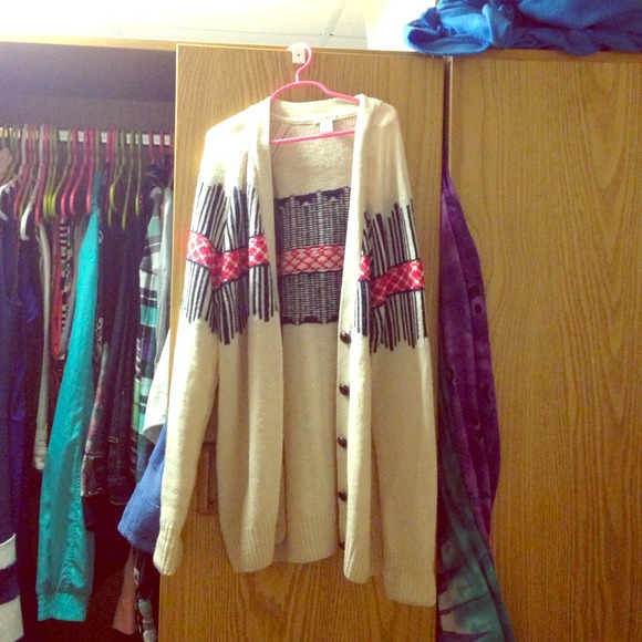 Forever 21 Sweater