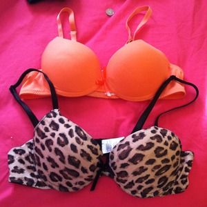 2 bras and top bundle!