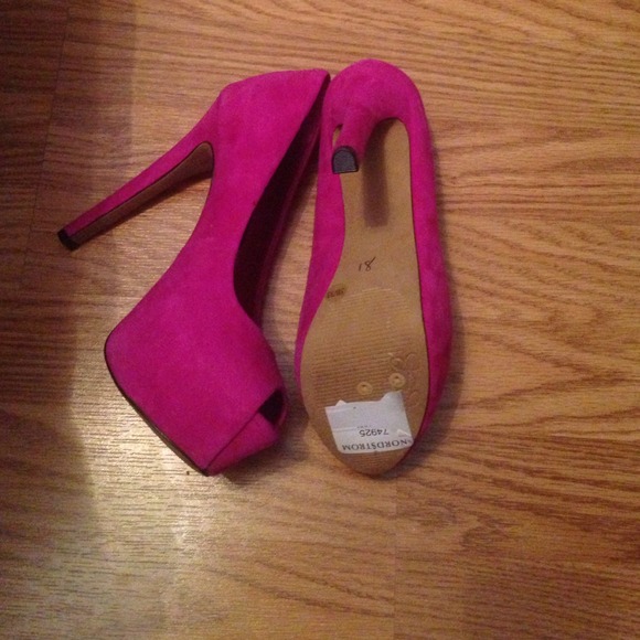 Jessica Simpson Shoes - ❌❌SOLD❌❌ Jessica Simpson Pumps