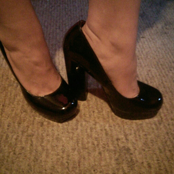 Mia patent leather pumps - Picture 3 of 3