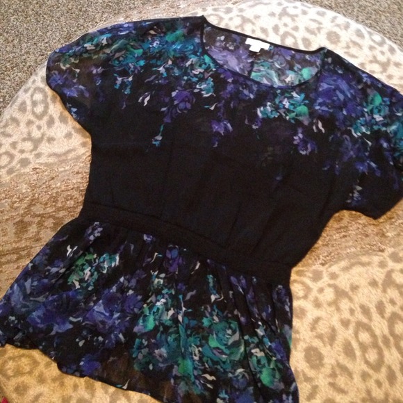 Ann Taylor Loft top