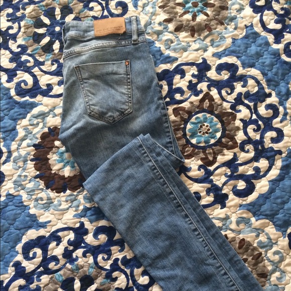 Zara jeans
