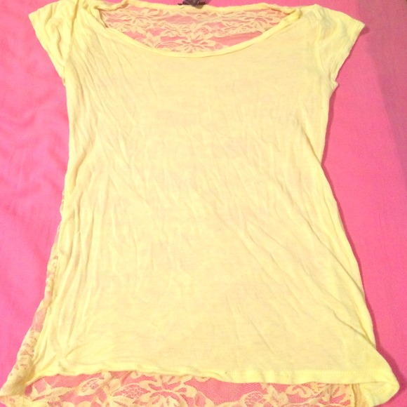 Yellow shirt with lace back