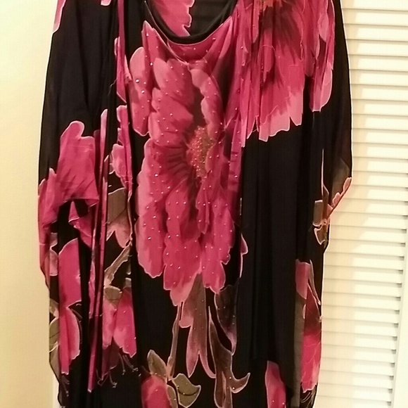 **REDUCED**Two piece evening dress black and pink