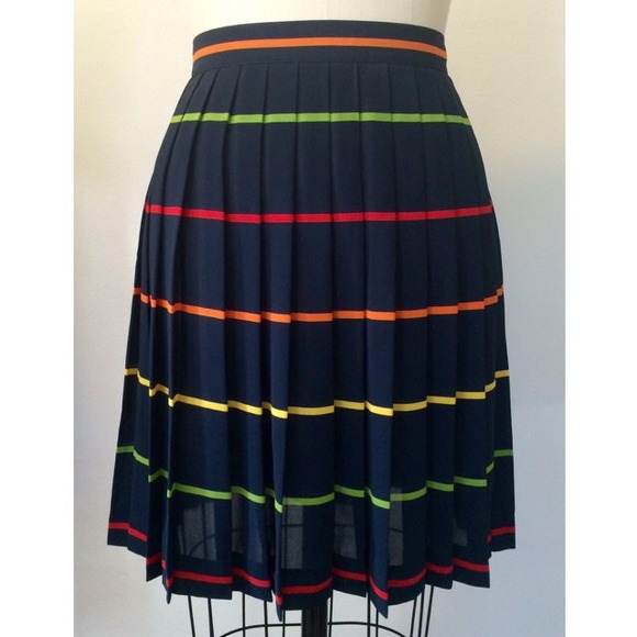 Liz Claiborne Pleated Skirt.